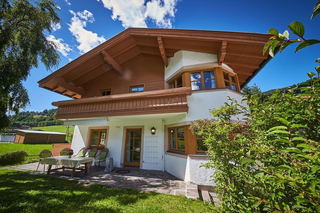 Holiday Lodge Felix Заалбах-Хинтерглем Екстериор снимка