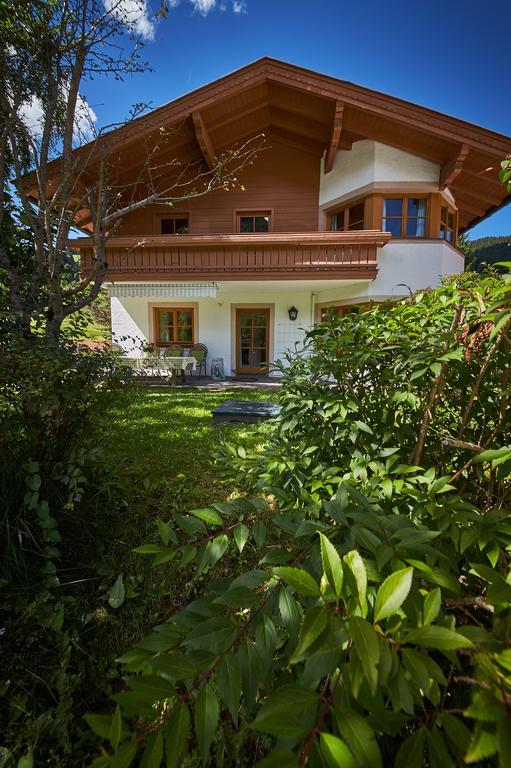 Holiday Lodge Felix Заалбах-Хинтерглем Екстериор снимка