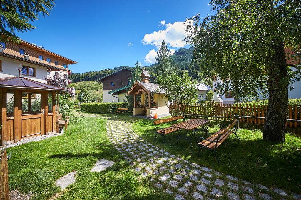 Holiday Lodge Felix Заалбах-Хинтерглем Екстериор снимка