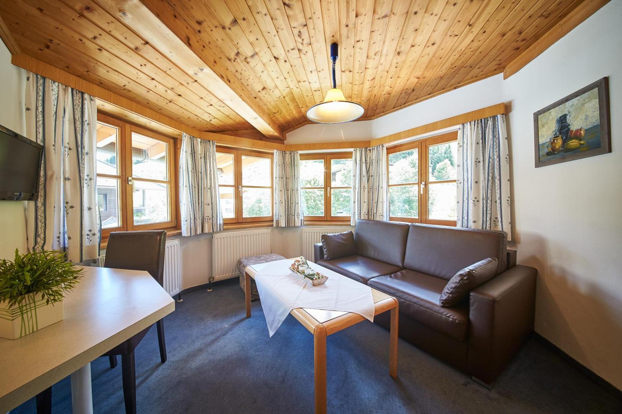 Holiday Lodge Felix Заалбах-Хинтерглем Екстериор снимка