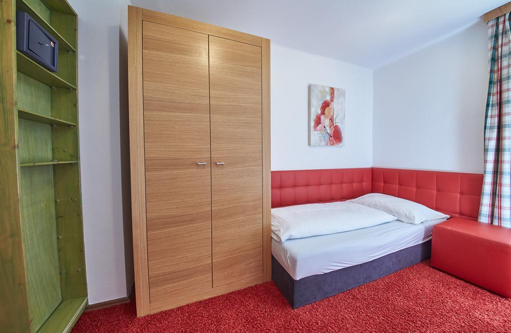 Holiday Lodge Felix Заалбах-Хинтерглем Екстериор снимка